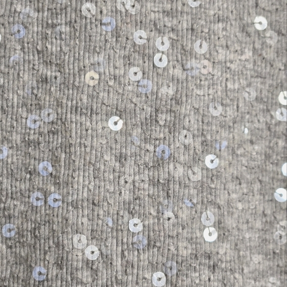 Express Sequence Ribbed Tank Top - Picture 5 of 5